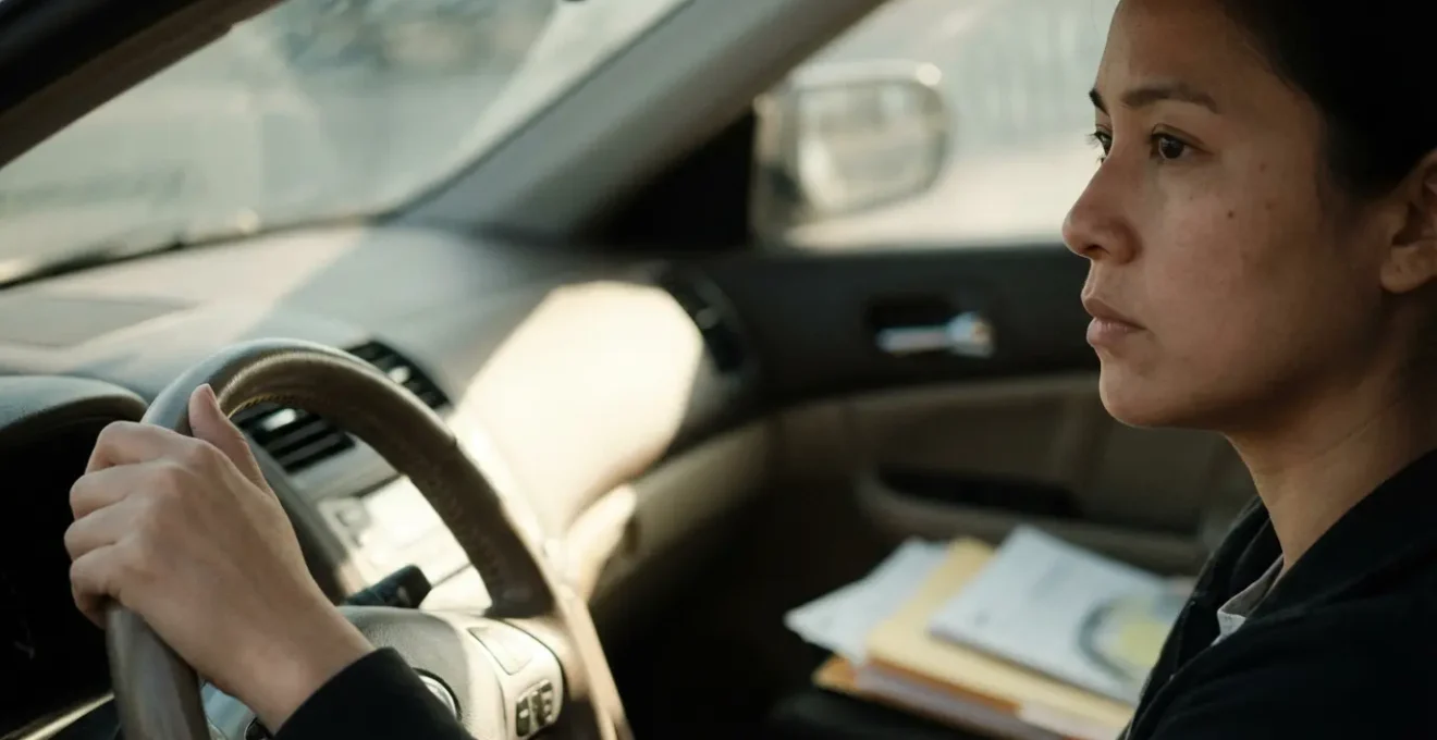 Conducteur automobile réfléchissant à la protection optimale de son contrat d'assurance