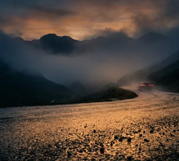 Illustration représentant les conséquences de l'alcool au volant sur l'indemnisation d'assurance.
